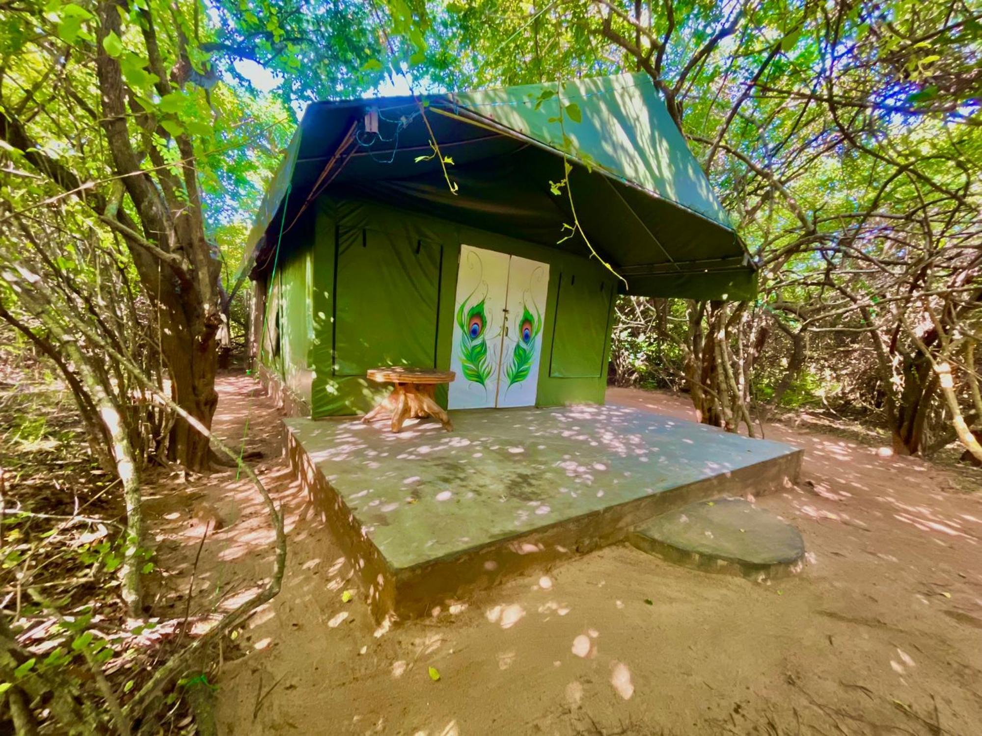 Yala Podi Hoona Bush Camp Hotel Exterior photo